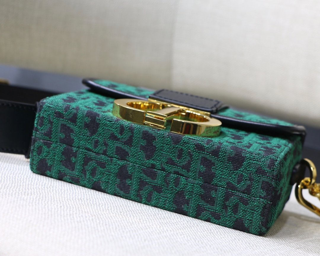 Dior 30 Montaigne Mini Box 17.5cm 002